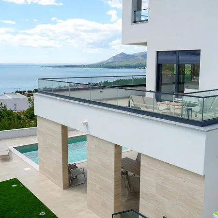 Bella Vista With Heated Pool