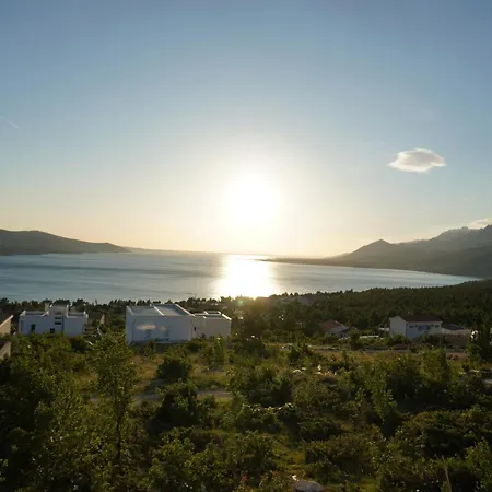 Bella Vista With Heated Pool Rovanjska